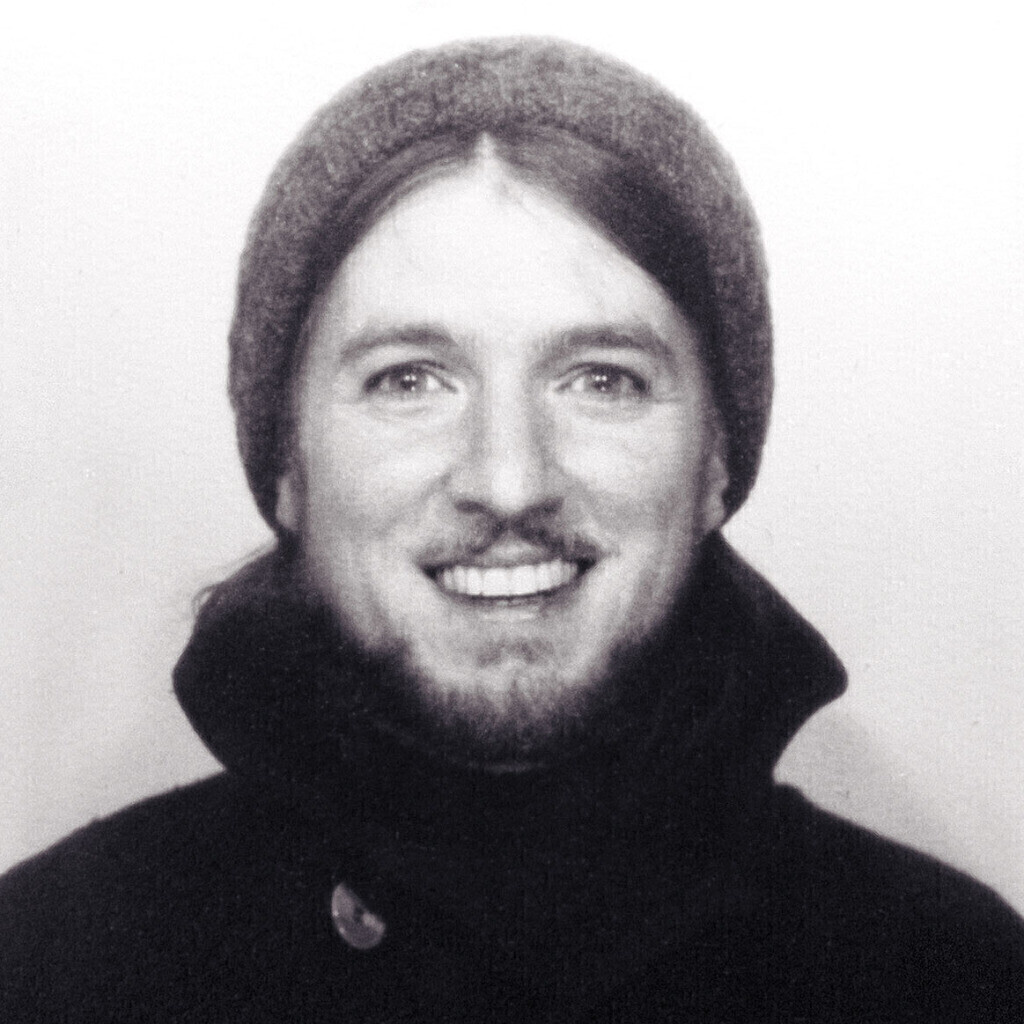 ross-angus-senior-designer-wayfair-xing