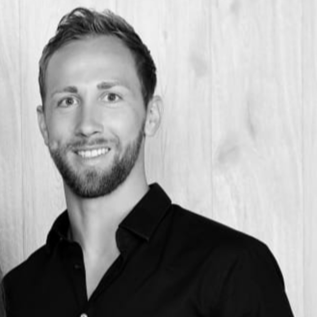 Daniel Haase Stellv. OPLeitung Paracelsus Klinik XING