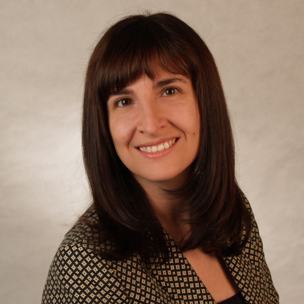 Prof. Dr. Leyla Chakar Professorin für Verkehrswesen Hochschule für