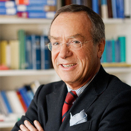 Dr. Klaus Landry