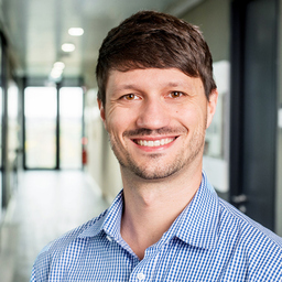 Dr. Kevin Henrichs