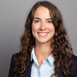 Dr. Eva Samer