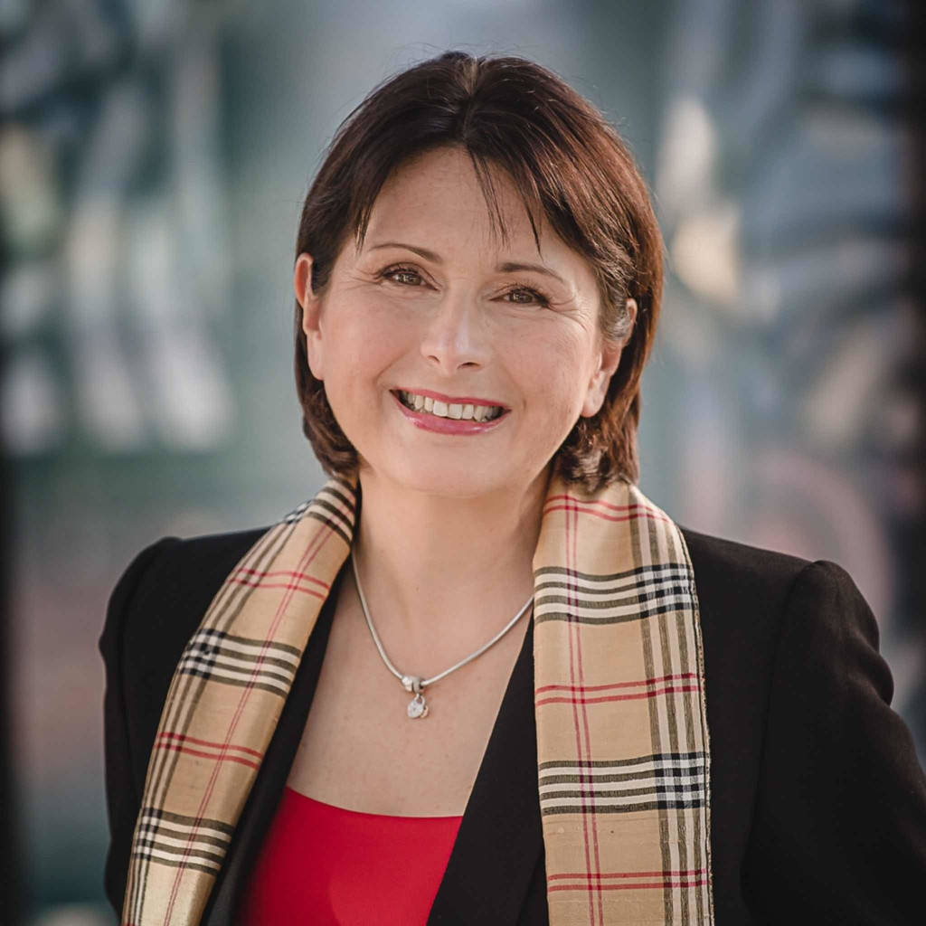 Silvia Veres BSc. Wirtschaft, Gesundheit und Sporttourismus LFUI