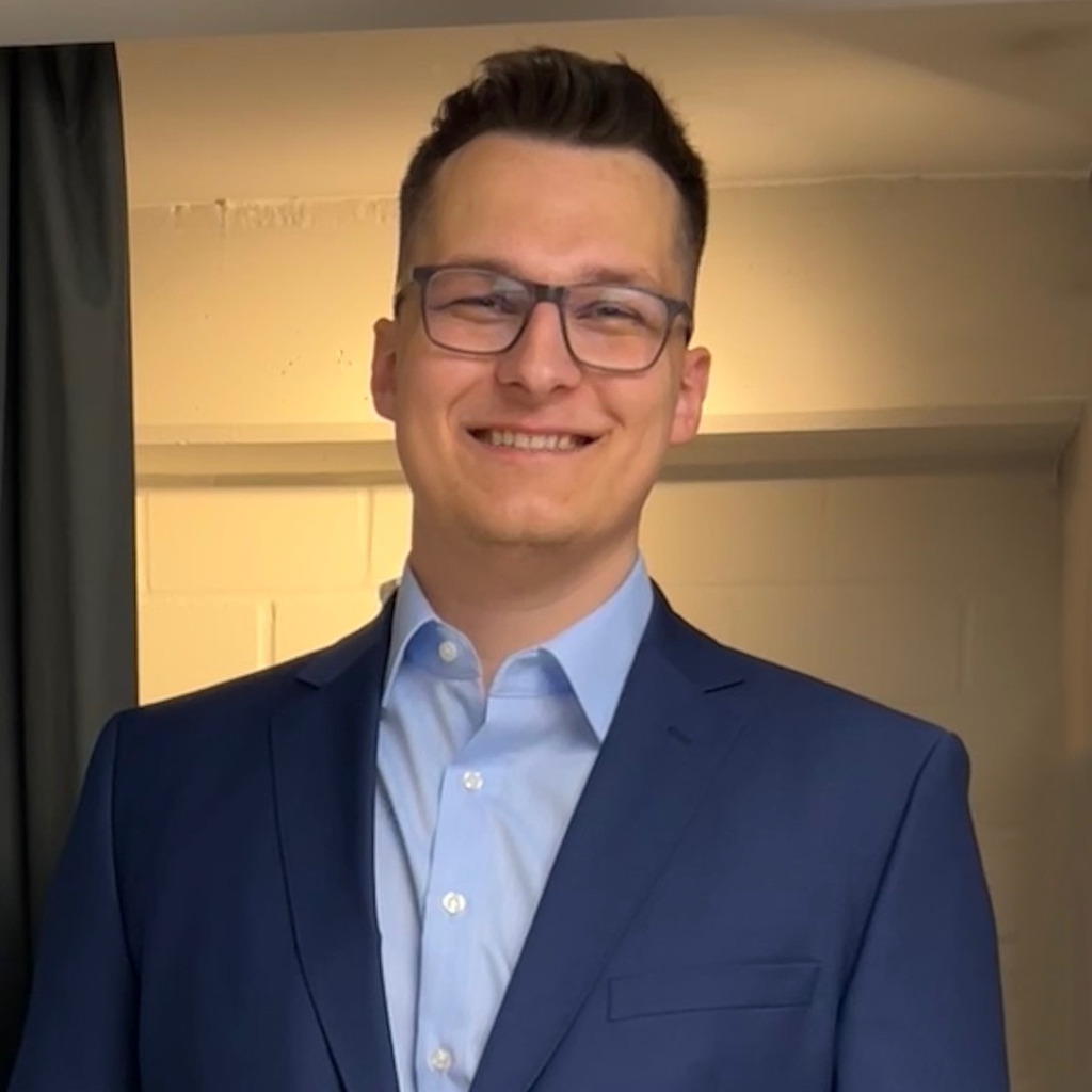 Social Media Profilbild Dominik Schlemper Düsseldorf