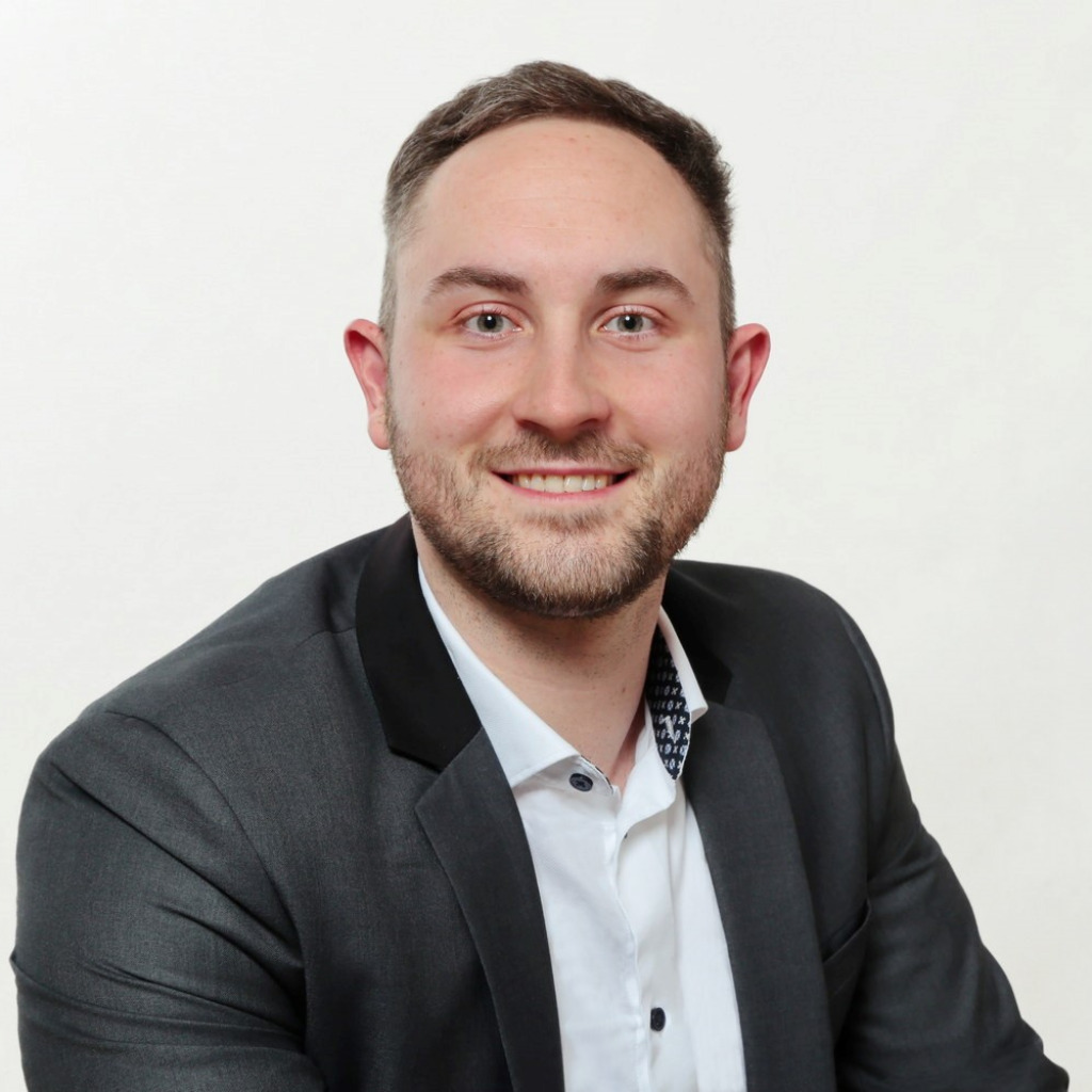 Max Bertram Consultant iC Consult GmbH XING