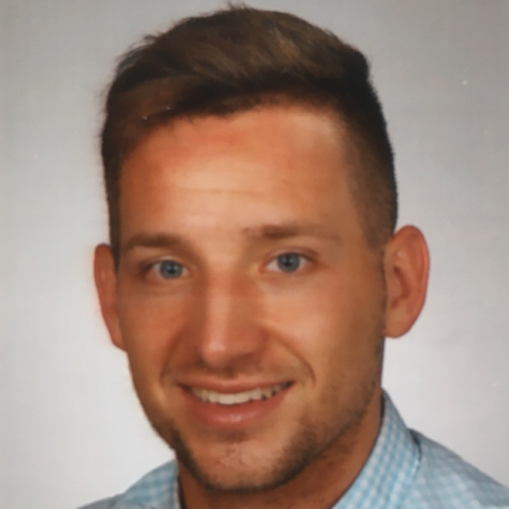 Nick Rudolph - Empfangsmitarbeiter & Fitnesstrainer - BIOTHERA ...