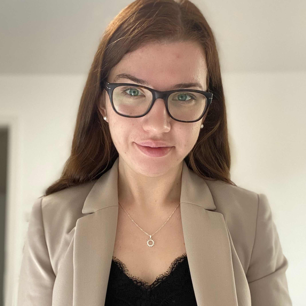 Lisa Zurek - Modulleiter Infotainment i.A. der BMW Group - Expleo Group ...
