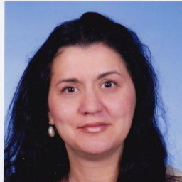 Stefka Tau