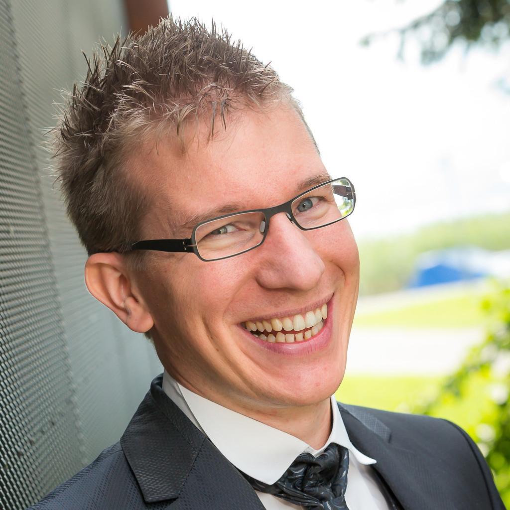 Dr. Christian Müller Teamleiter Ergonomie Suva XING