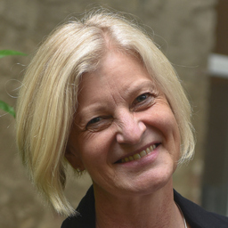 Dr. Christiane Erbel