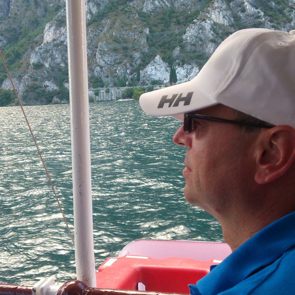 Von_hammerstein in der Personensuche von Das Telefonbuch