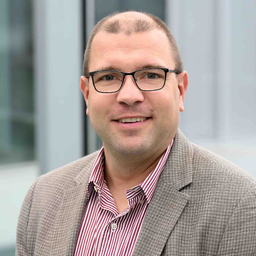 Martin Apold Head of Operations E.ON Business Solutions GmbH XING