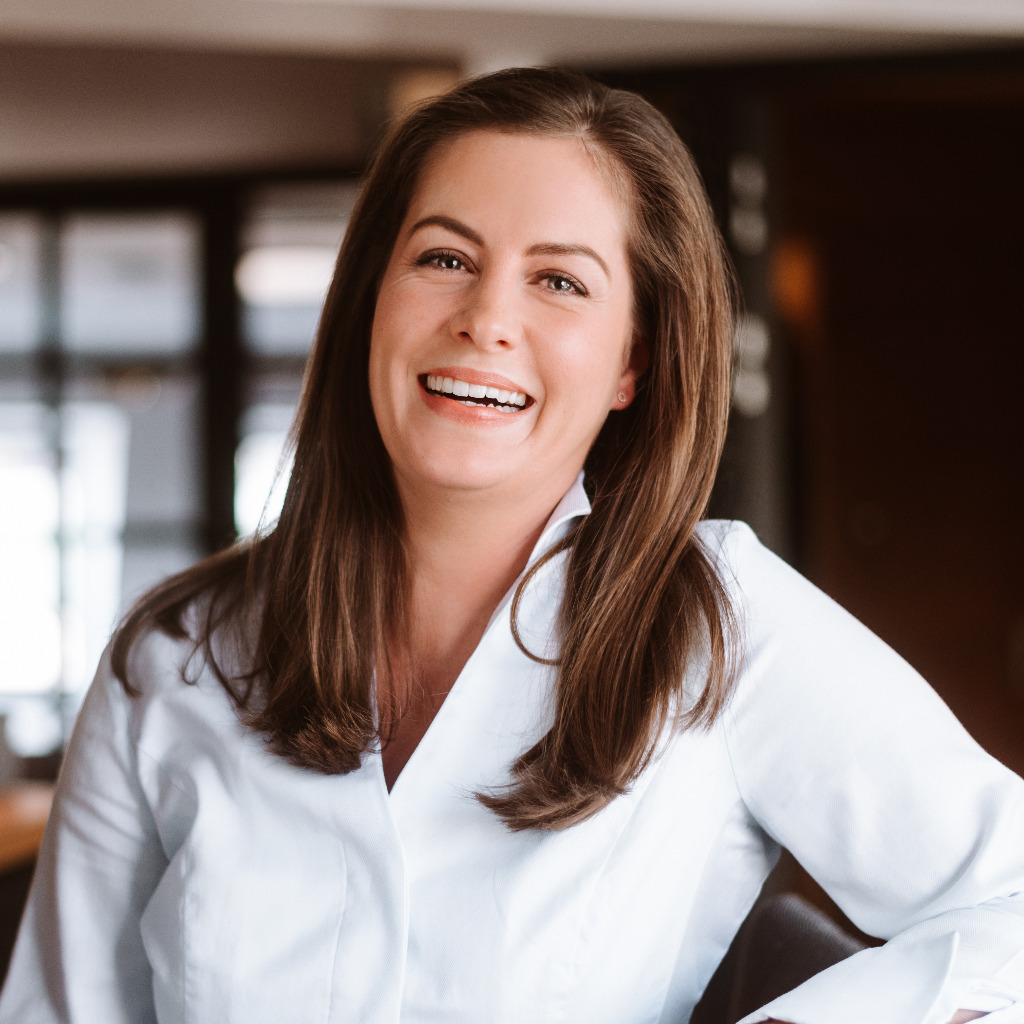 Delia Hussler Projektassistentin ACCUMULATA Real Estate Group XING