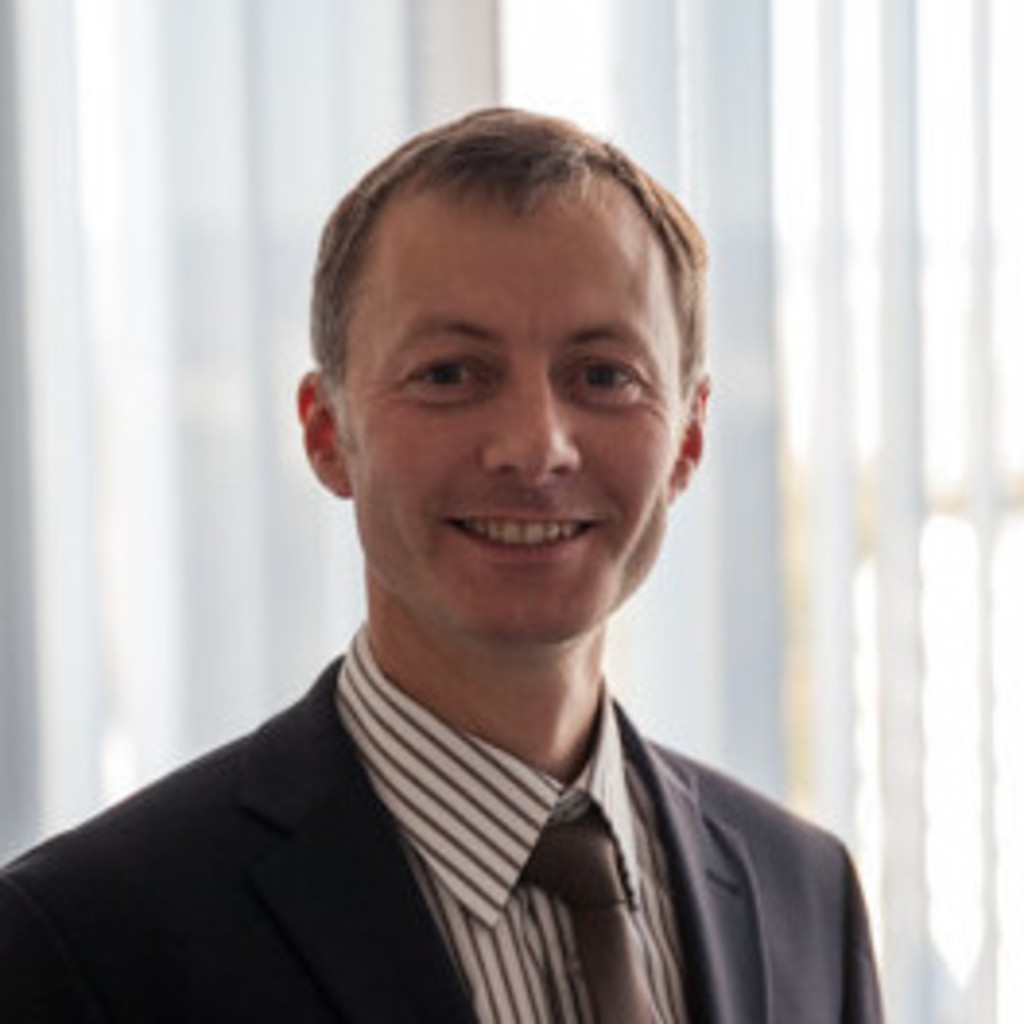 Dipl.Ing. Wjatscheslaw Wächter Senior Consultant/Architekt Digital