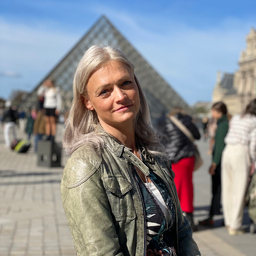 Katharina Treder 