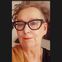 Manuela Hamp