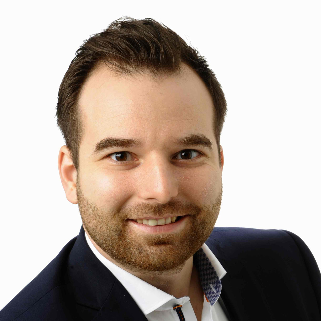 Michael Rögner Leiter Smart Factory & Consulting HEITEC AG XING