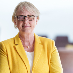 Susanne Schröder