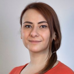 Julia Uecker