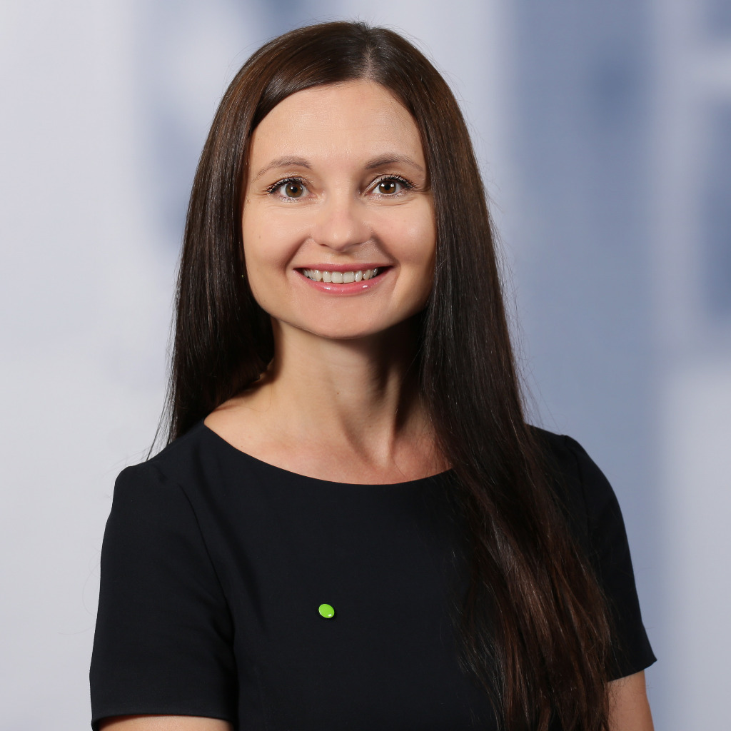 Mila Lipovska Senior Consultant Advisory Financial Advisory