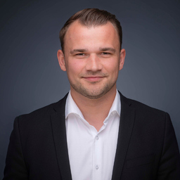 Dr. Benjamin Zapp