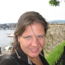 Kirsten Esch