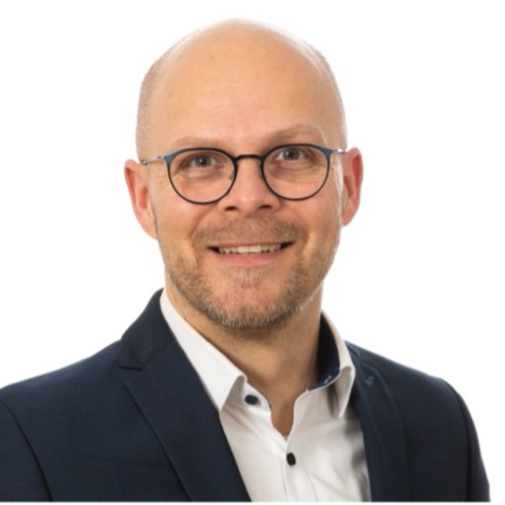 Michael Pompe Chief People Officer beQualified GmbH XING