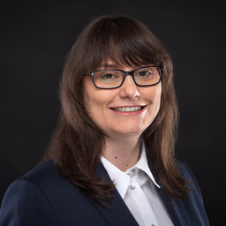 Dr. Evelyn Schubert