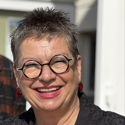 Dr. Marion Malz