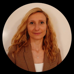 Dr. Nicole Schellmann