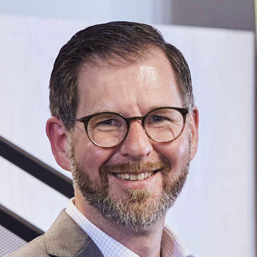 Dr. Sebastian Lütje Leiter Digitale Transformation (CDO) ROLAND