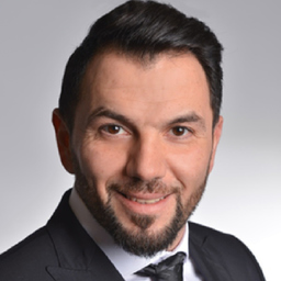 Tolga Özlü