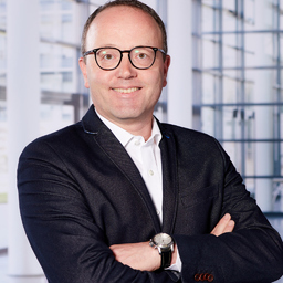 Dr. Sven Schüly