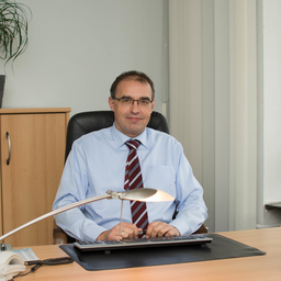 Ingo Karb