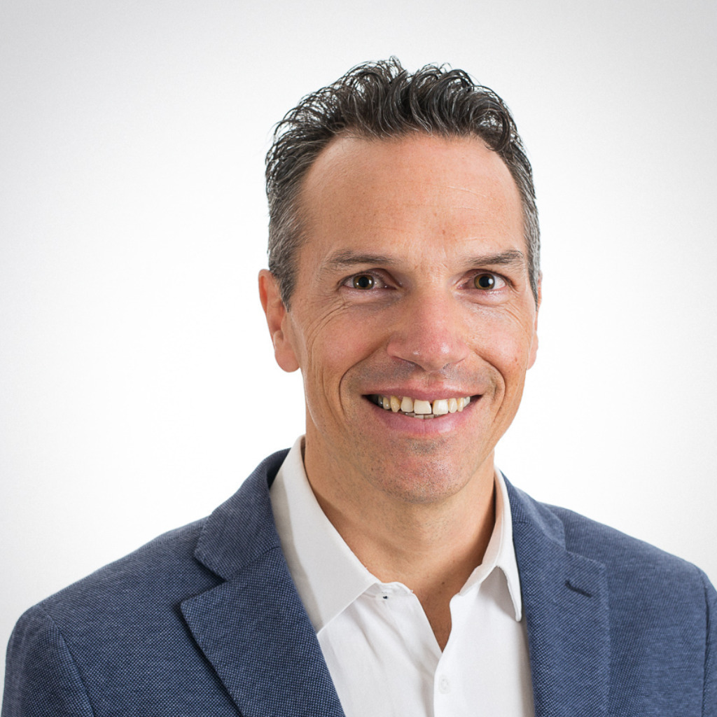 Claude Oggier Digital Marketing Advocate FernUni Schweiz XING