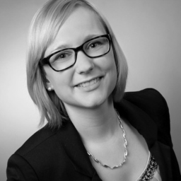 Nadine Dücker