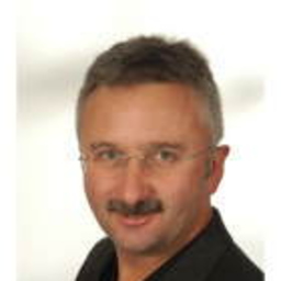 Dipl.-Des. Reinhard Schneider