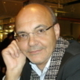 Dr. Uwe Schmitz