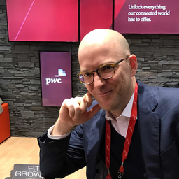 Dr. Florian Gröne