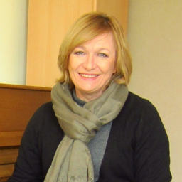 Larissa Illenseer
