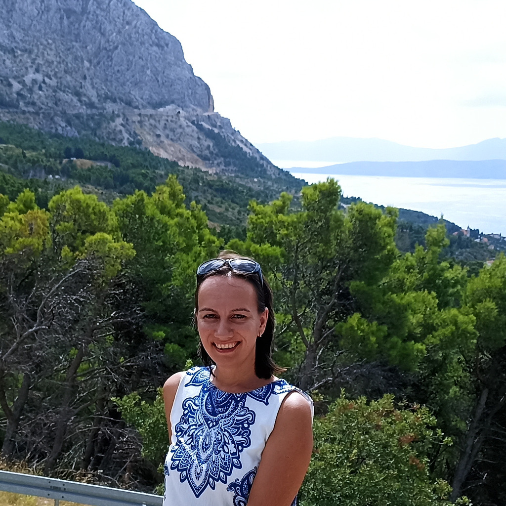 AnaMaria Toma Global Sourcing Specialist Safeguard Global XING