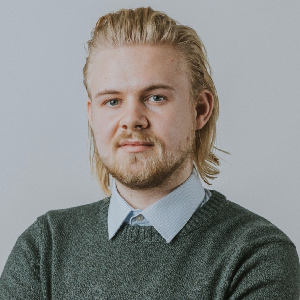 Maximilian Pacha Teamleiter Customer Relations Rituals XING