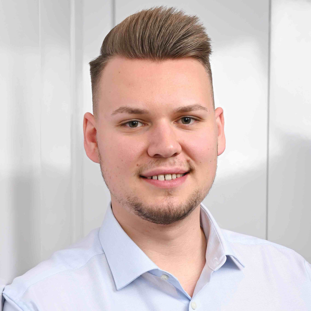 Lukas Hartmann Dualer Student Musterfirma GmbH XING