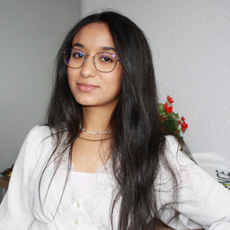 Aya Bennouk