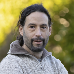 Dr. Stefan Diaz Sanchez