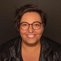 Nicole Nikou