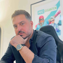 Yashar Namini