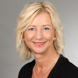 Sandra Schwarz