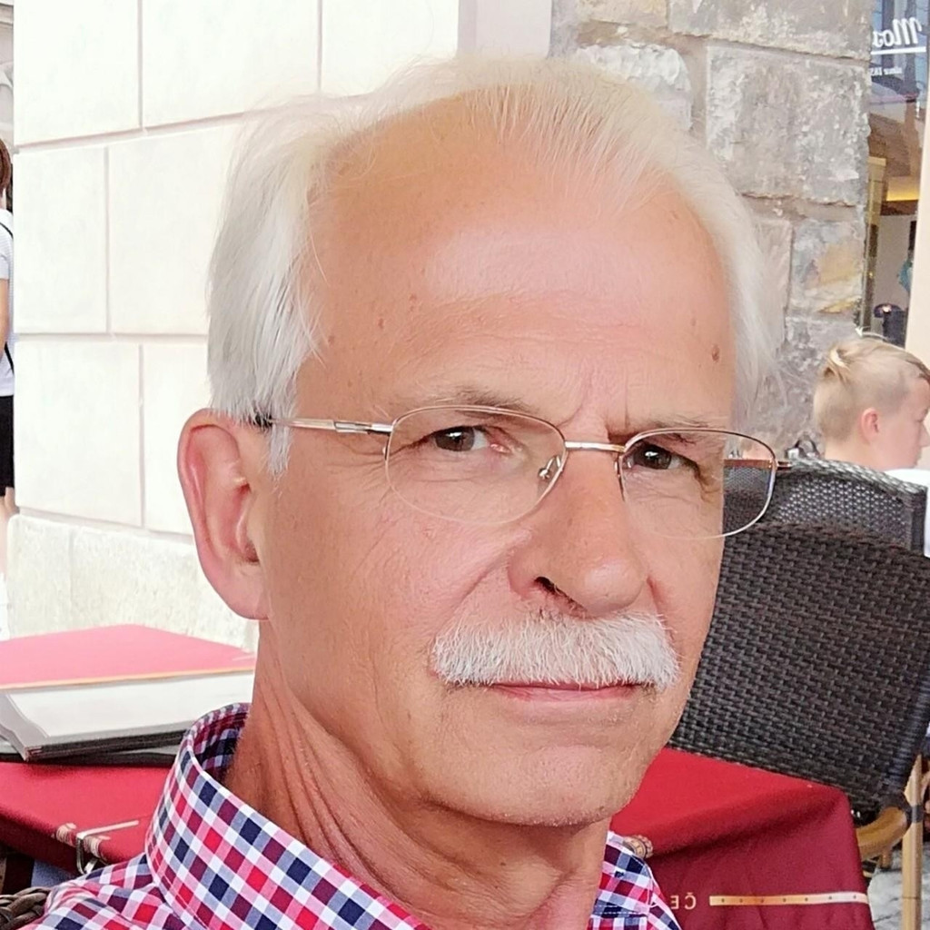 HansJoachim Voigt Direktor / Senior Intensive Care Officer