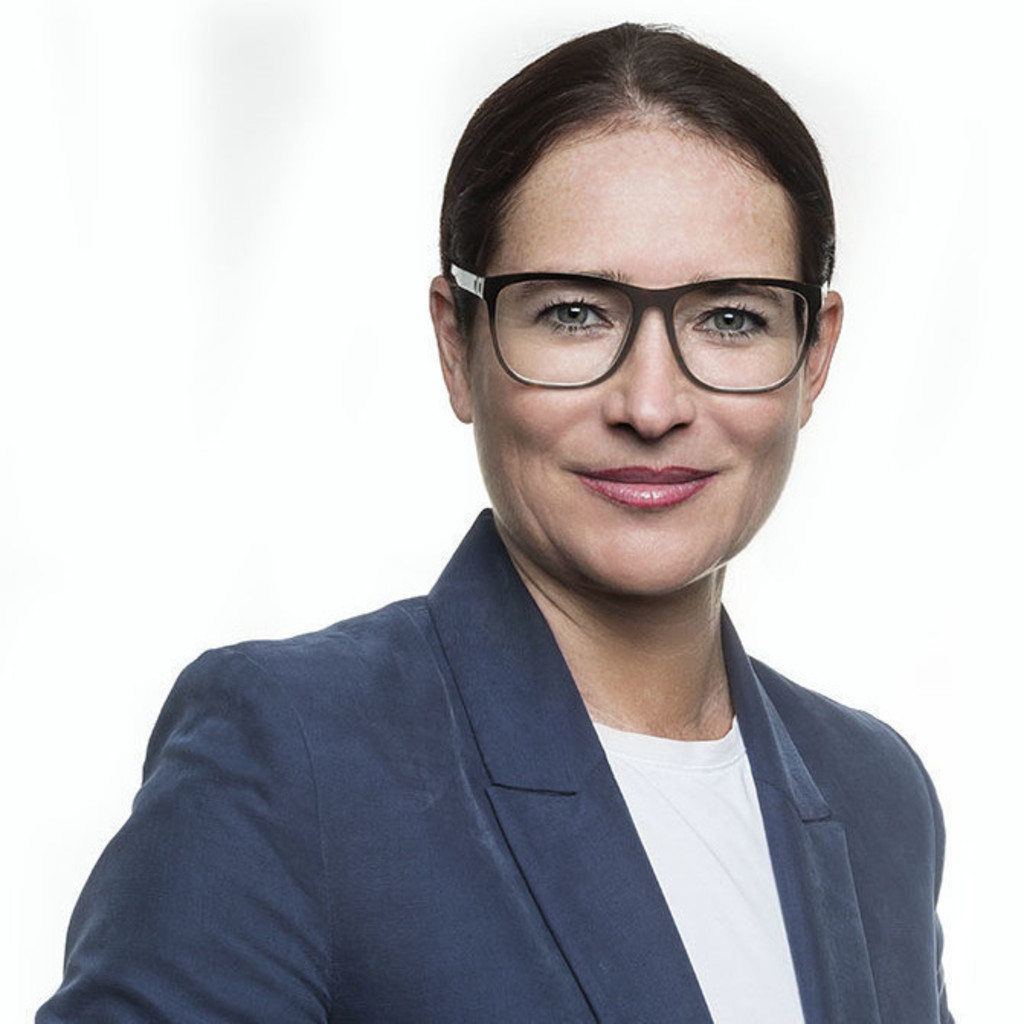 Mag. Simone .Kraft CGO CMO Growth Enthusiast ESG Fair Play